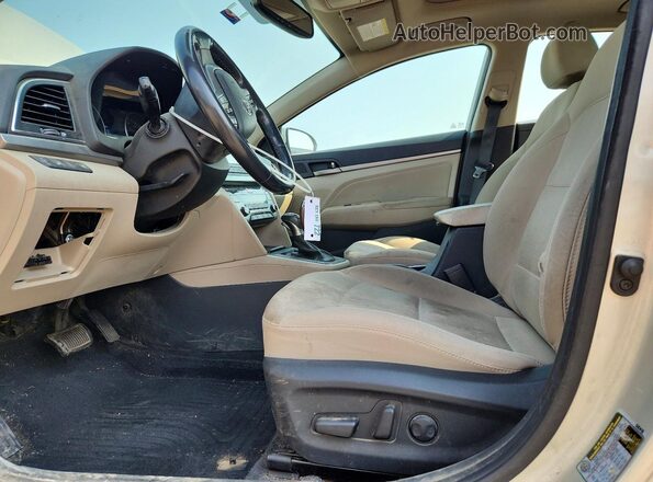 5NPD84LF9HH165481 2017 HYUNDAI ELANTRA Beige Սալոնի դիմացի տեսք