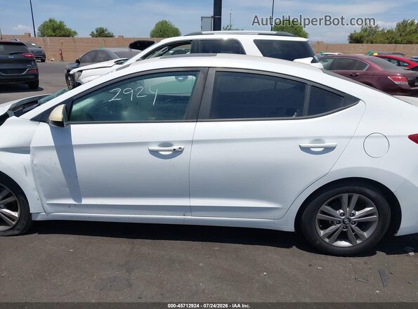 5NPD84LF9HH169952 2017 HYUNDAI ELANTRA White Սալոնի հետևի տեսք