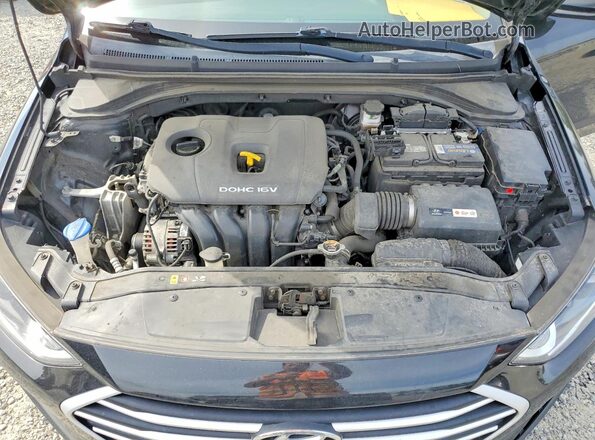 5NPD84LF9JH394295 2018 HYUNDAI ELANTRA Black Widok wnętrza z tyłu