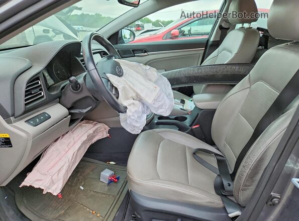5NPD84LF9KH415308 2019 HYUNDAI ELANTRA Gray Вид салону спереду