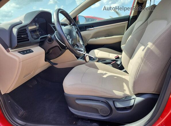 5NPD84LF9LH501039 2020 HYUNDAI ELANTRA Красный Вид салона спереди