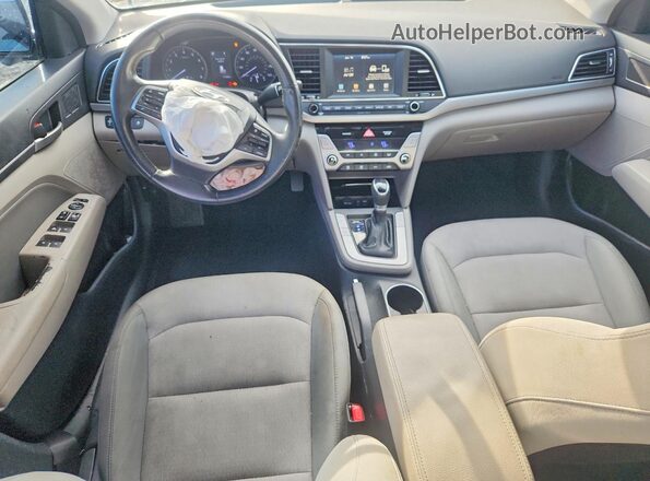 5NPD84LFXHH020031 2017 HYUNDAI ELANTRA Gray Vista del salpicadero