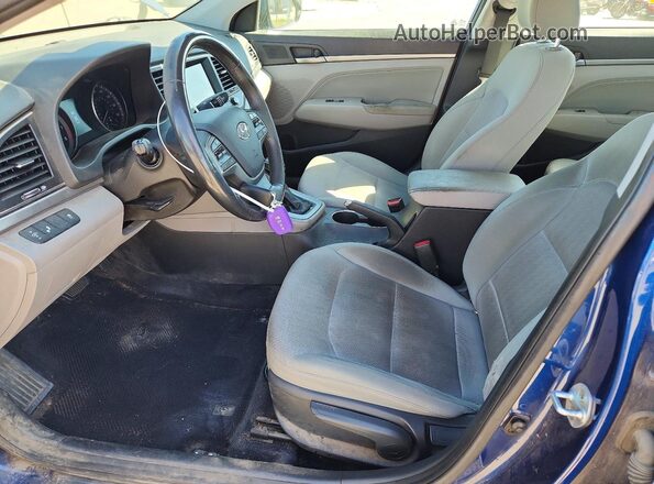 5NPD84LFXHH049173 2017 HYUNDAI ELANTRA Blue Вид салону спереду