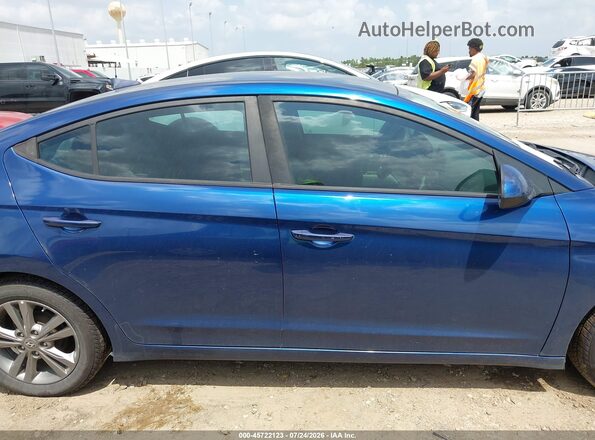 5NPD84LFXHH176392 2017 HYUNDAI ELANTRA Blue უკანა სალონის ხედი