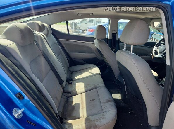 5NPD84LFXJH261058 2018 HYUNDAI ELANTRA Blue უკანა სავარძლების ხედი