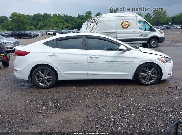 5NPD84LFXJH271346 2018 HYUNDAI ELANTRA White უკანა სალონის ხედი