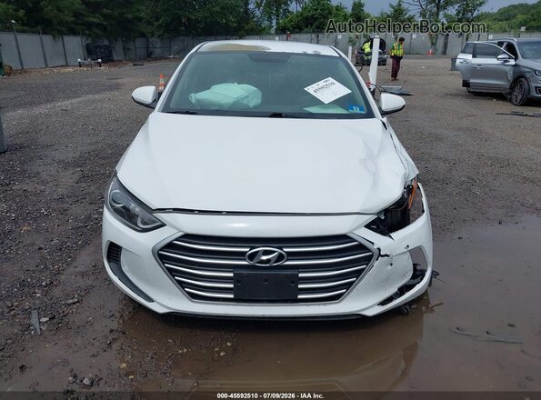 5NPD84LFXJH271346 2018 HYUNDAI ELANTRA White ხელსაწყოთა პანელის ხედი