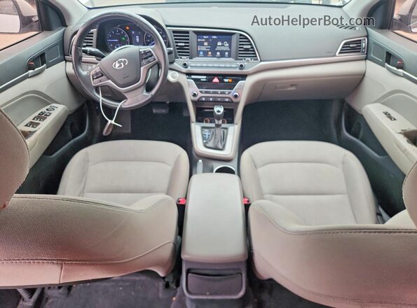 5NPD84LFXJH293931 2018 HYUNDAI ELANTRA Silver Вид панелі приладів