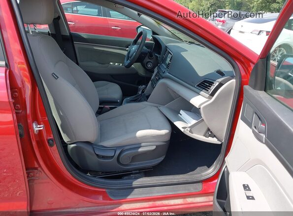 5NPD84LFXJH331884 2018 HYUNDAI ELANTRA Красный Вид салона спереди