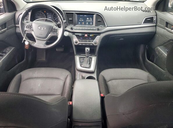 5NPD84LFXJH397352 2018 HYUNDAI ELANTRA Black Dashboard view