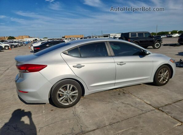 5NPD84LFXJH399053 2018 HYUNDAI ELANTRA Серебряный Задняя правая четверть