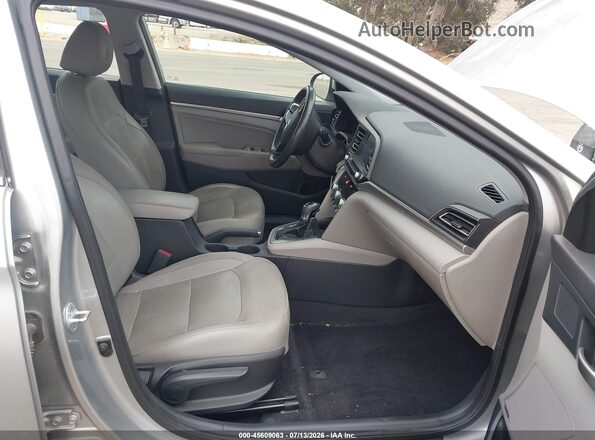 5NPD84LFXLH585453 2020 HYUNDAI ELANTRA Silver Vista interior delantera