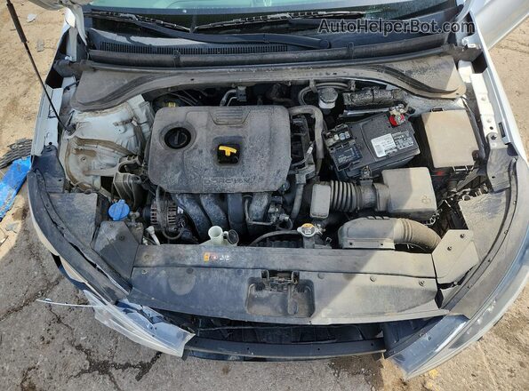 5NPD84LFXLH631282 2020 HYUNDAI ELANTRA White Widok wnętrza z tyłu