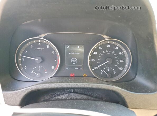 5NPD94LA1JH370722 2018 HYUNDAI ELANTRA White ხელსაწყოთა პანელის ხედი