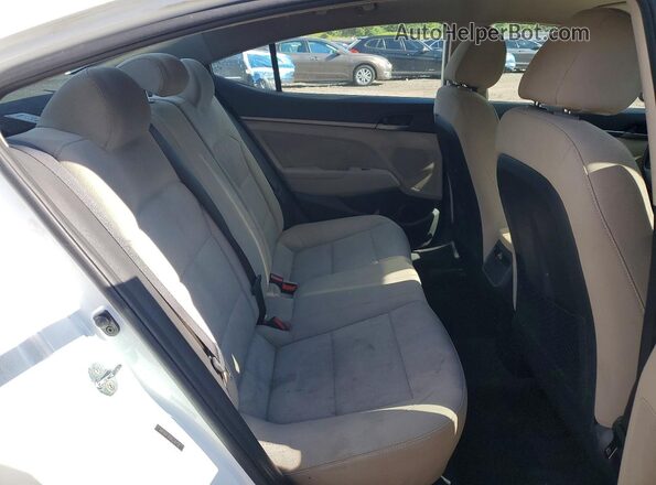 5NPD94LA1JH370722 2018 HYUNDAI ELANTRA White უკანა სავარძლების ხედი