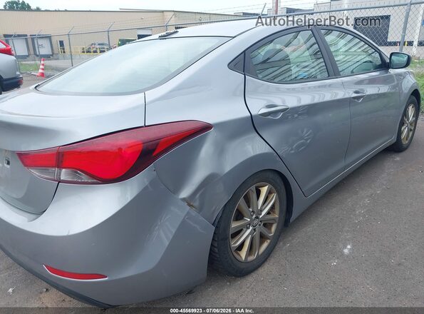 5NPDH4AE0GH661908 2016 HYUNDAI ELANTRA Silver Widok z przodu