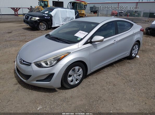 5NPDH4AE0GH663867 2016 HYUNDAI ELANTRA Silver Front left
