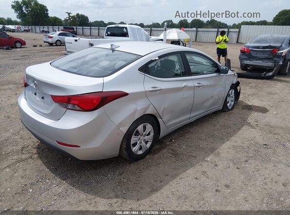 5NPDH4AE0GH663867 2016 HYUNDAI ELANTRA Silver Rear right