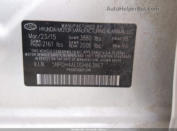 5NPDH4AE0GH663867 2016 HYUNDAI ELANTRA Silver Engine compartment view