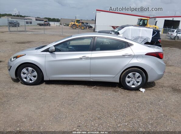 5NPDH4AE0GH663867 2016 HYUNDAI ELANTRA Silver 360 interior view