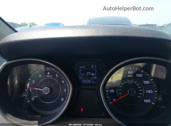 5NPDH4AE0GH702604 2016 HYUNDAI ELANTRA White Հետևի նստատեղերի տեսք