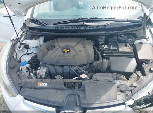 5NPDH4AE1GH656040 2016 HYUNDAI ELANTRA Белый Вид сзади