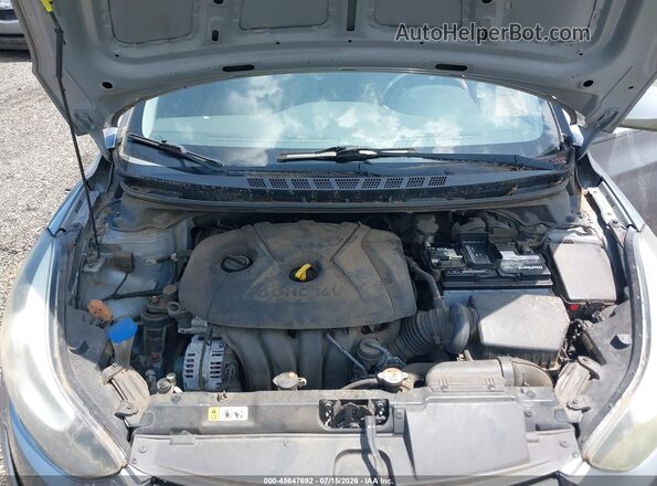 5NPDH4AE1GH720948 2016 HYUNDAI ELANTRA Silver Rear view