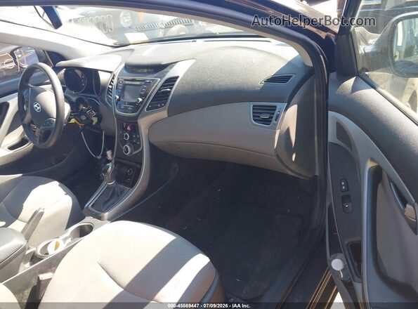 5NPDH4AE1GH722876 2016 HYUNDAI ELANTRA Black წინა სალონის ხედი