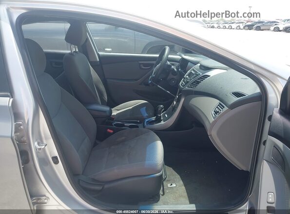 5NPDH4AE1GH757143 2016 HYUNDAI ELANTRA Silver Vista interior delantera