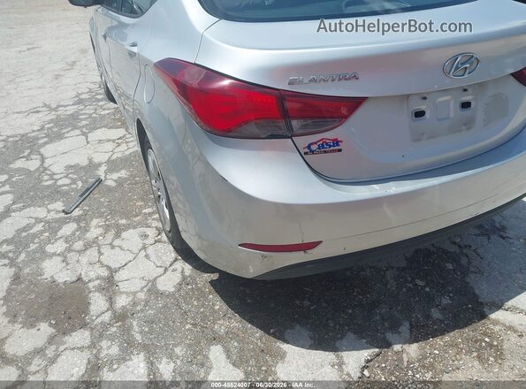 5NPDH4AE1GH757143 2016 HYUNDAI ELANTRA Silver Vista del cuadro de instrumentos