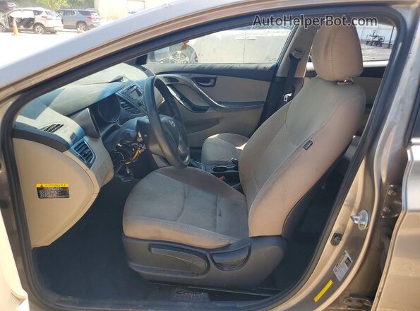 5NPDH4AE1GH771897 2016 HYUNDAI ELANTRA Золотой Вид салона спереди