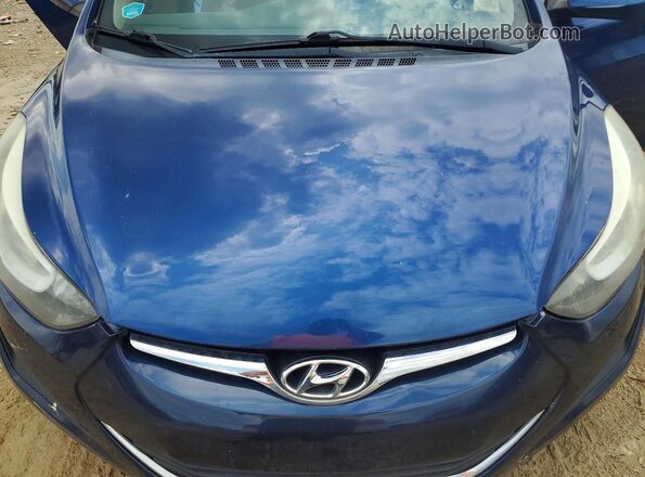 5NPDH4AE1GH782320 2016 HYUNDAI ELANTRA Blue Rear interior view