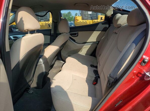 5NPDH4AE1GH795892 2016 HYUNDAI ELANTRA Burgundy Widok tylnych siedzeń