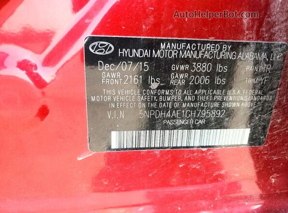 5NPDH4AE1GH795892 2016 HYUNDAI ELANTRA Burgundy Widok komory silnika