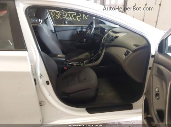 5NPDH4AE2GH674935 2016 HYUNDAI ELANTRA White Սալոնի դիմացի տեսք