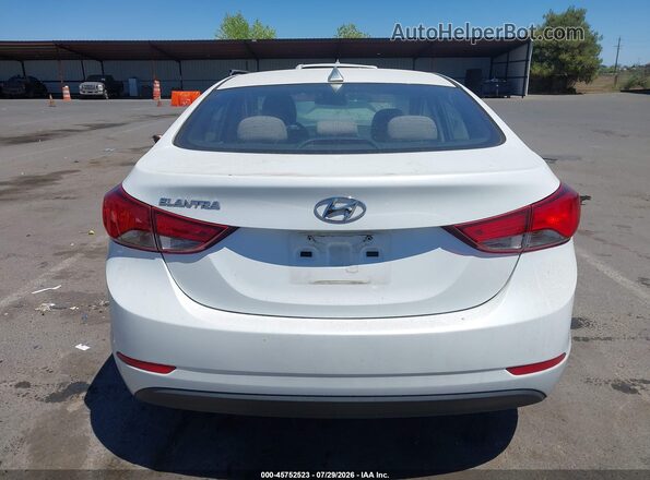 5NPDH4AE2GH685658 2016 HYUNDAI ELANTRA White 