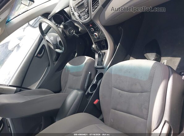 5NPDH4AE2GH694666 2016 HYUNDAI ELANTRA Black Widok wnętrza z przodu