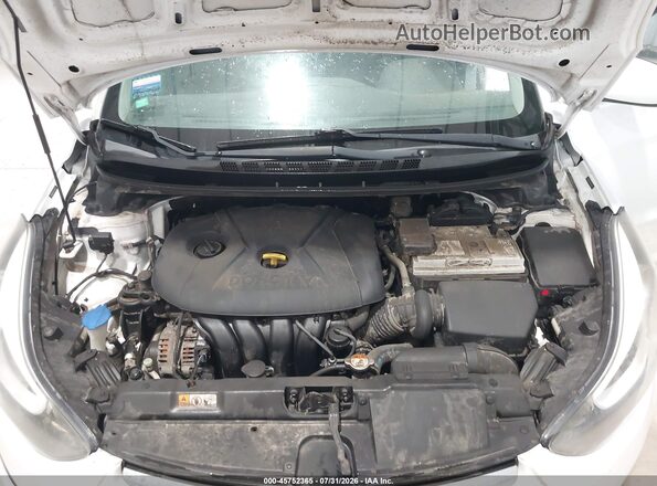 5NPDH4AE2GH752517 2016 HYUNDAI ELANTRA White Rear view