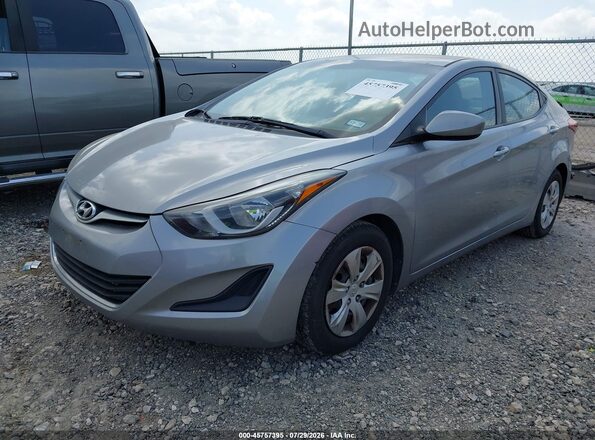 5NPDH4AE3GH664141 2016 HYUNDAI ELANTRA Silver Vista tres cuartos delantera izquierda