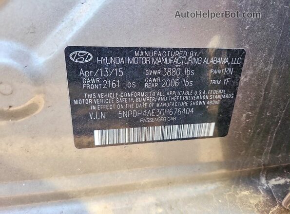 5NPDH4AE3GH676404 2016 HYUNDAI ELANTRA Gray Engine compartment view