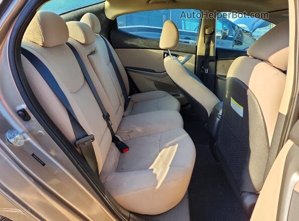 5NPDH4AE3GH676404 2016 HYUNDAI ELANTRA Gray Rear seats view