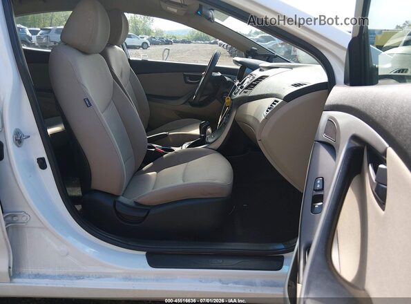 5NPDH4AE3GH707876 2016 HYUNDAI ELANTRA White Սալոնի դիմացի տեսք