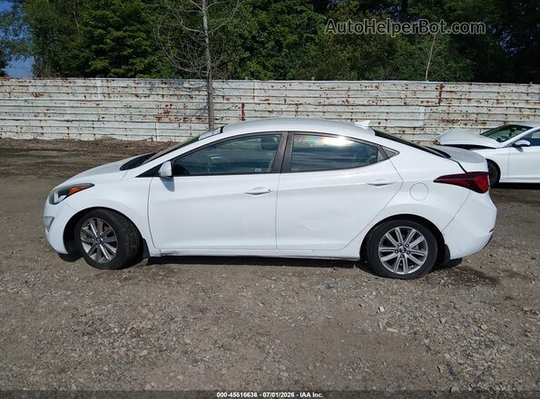 5NPDH4AE3GH707876 2016 HYUNDAI ELANTRA White Սալոնի 360 աստիճան տեսք