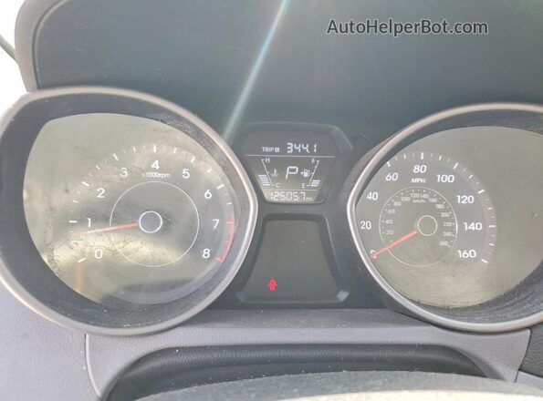 5NPDH4AE4GH713153 2016 HYUNDAI ELANTRA Silver Vista del cuadro de instrumentos