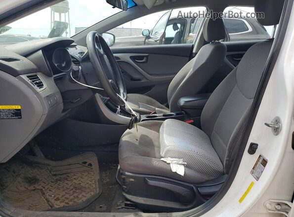 5NPDH4AE4GH730888 2016 HYUNDAI ELANTRA White Front interior view
