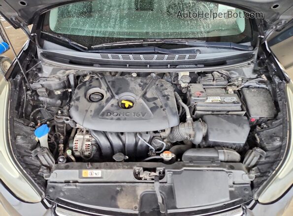 5NPDH4AE4GH743771 2016 HYUNDAI ELANTRA Black Vista interior trasera