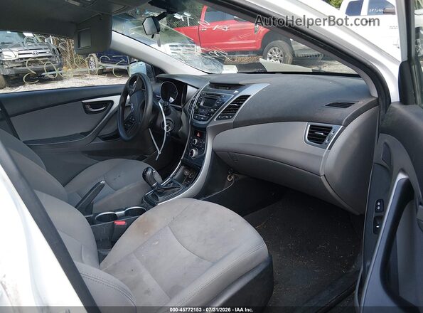 5NPDH4AE4GH765818 2016 HYUNDAI ELANTRA White Vista interior delantera