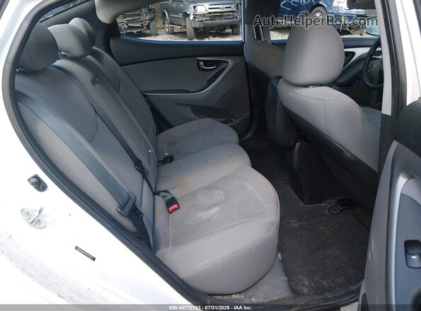 5NPDH4AE4GH765818 2016 HYUNDAI ELANTRA White Vista de la etiqueta del VIN