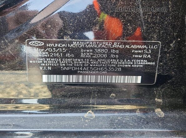 5NPDH4AE5GH653528 2016 HYUNDAI ELANTRA Black Widok komory silnika