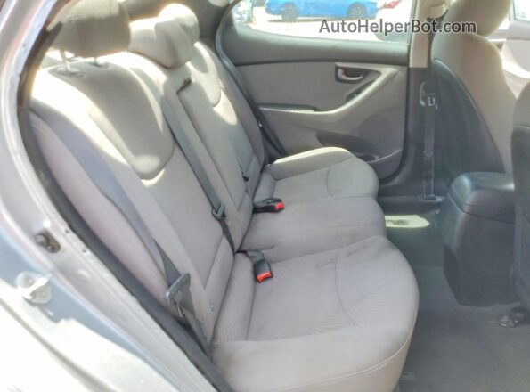 5NPDH4AE5GH672435 2016 HYUNDAI ELANTRA Silver Vista de los asientos traseros